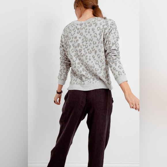 RAILS Leopard Animal Print Sweater Pullover Sweatshirt Marlo Flocked Grey Modal - Picture 5 of 13